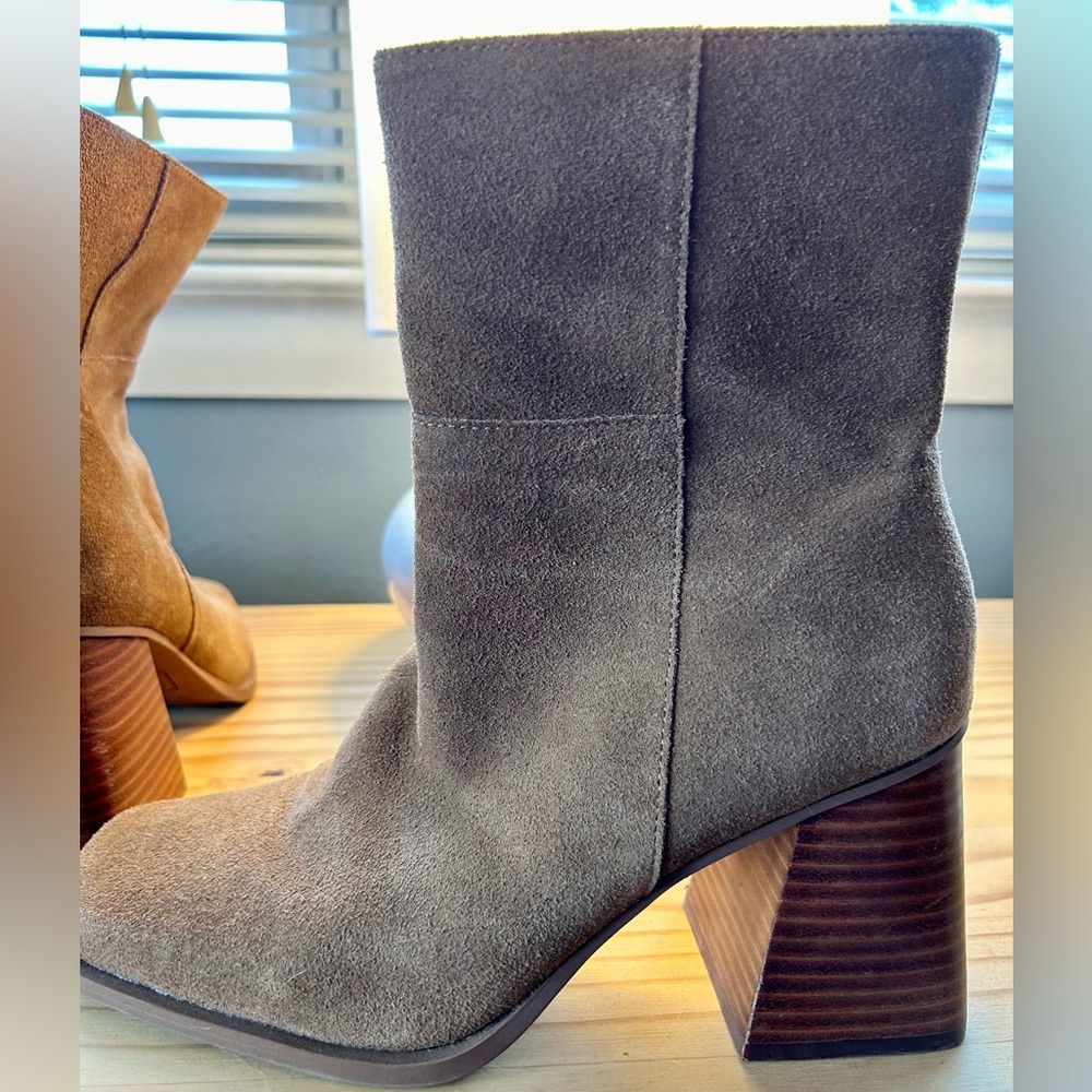 Crown Vintage- block heeled boot